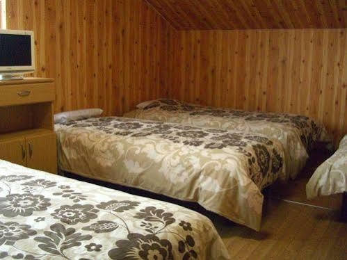 Pension Ken And Mary Биэй Экстерьер фото